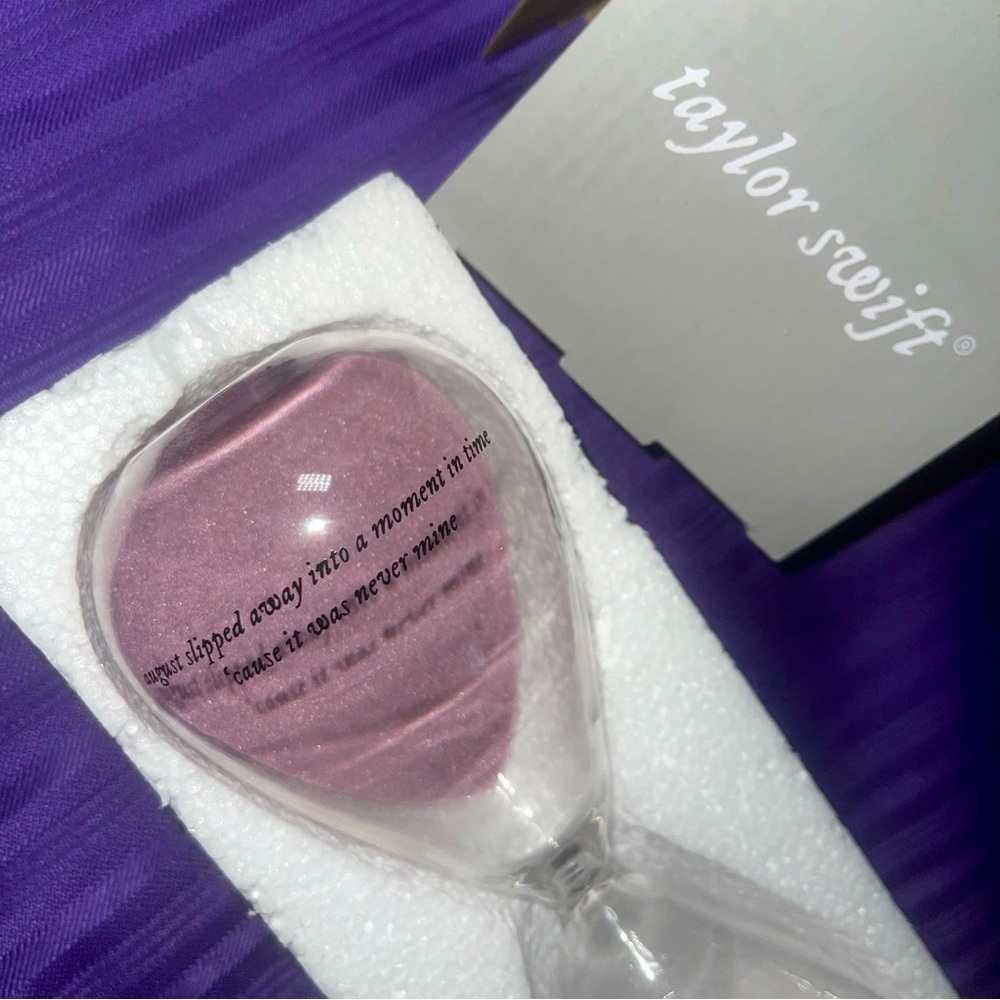Taylor Swift "August Slipped Away" Hourglass